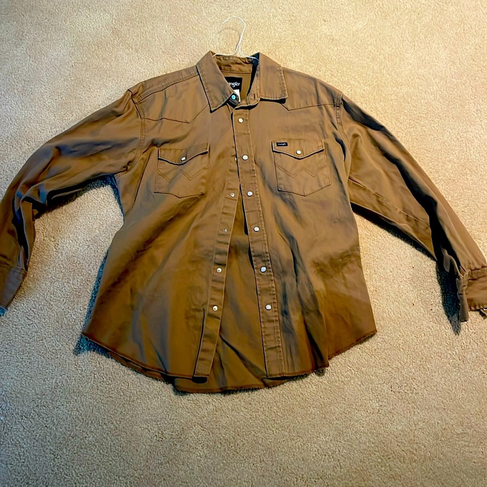 Wrangler COWBOY CUT® FIRM FINISH LONG SLEEVE WESTERN SNAP SOLID WORK SHIRT